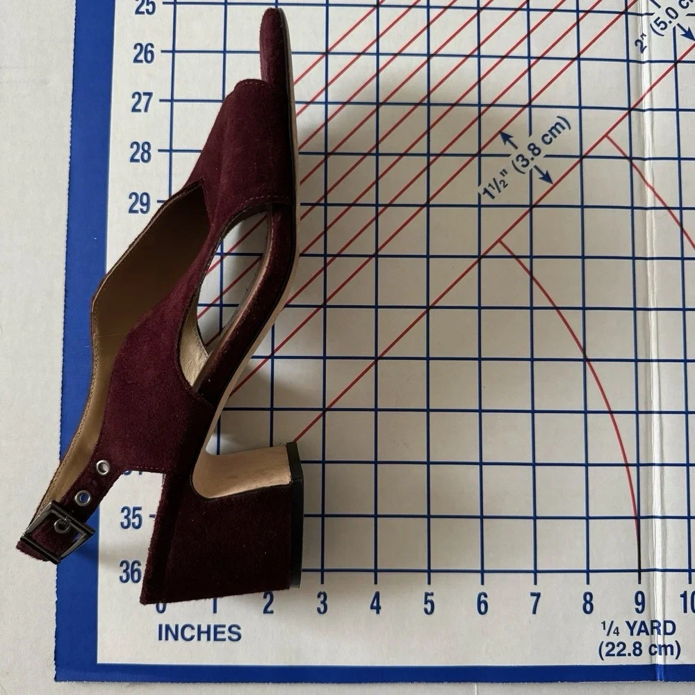 Bernardo Womens Suede Block Open Toe Heels 9 Maroon‎ Square Toe Quiet Luxury